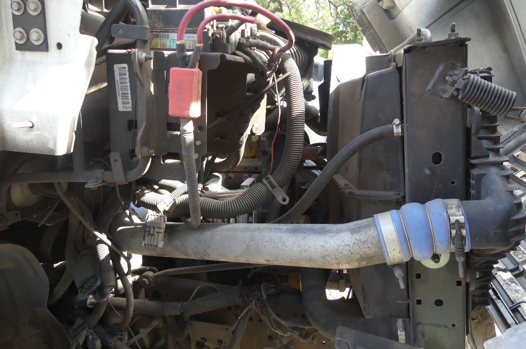 2004 GMC C7C042 - Image 7